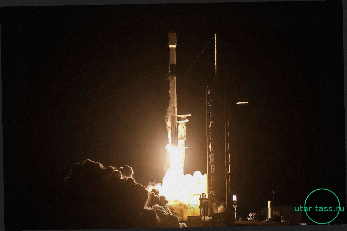 Ракета SpaceX столкнулась с Луной: Гонка за исследованием места удара