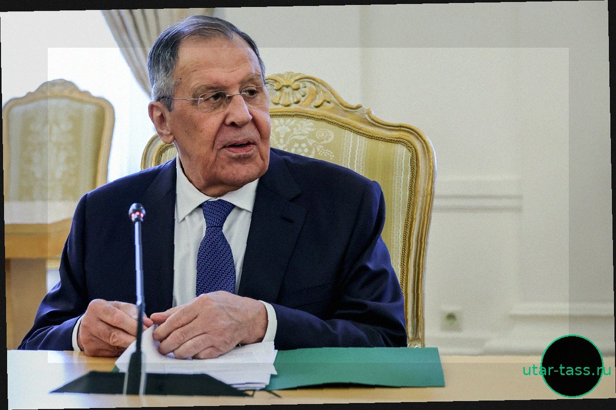 Лавров с иронией ответил на обвинения ЕС в адрес Белоруссии