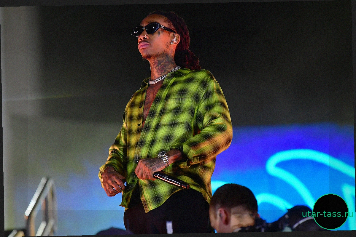 Американский рэпер Wiz Khalifa объявлен в розыск